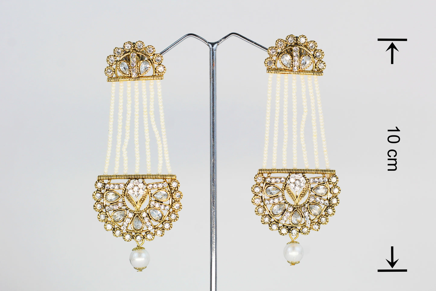 RHINE STONE EARRING WITH PEARL STRINGS