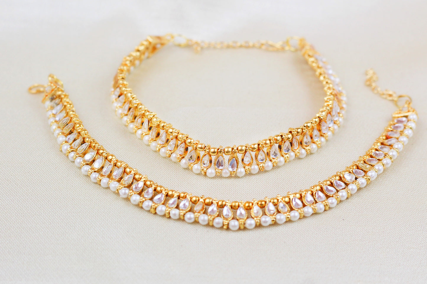 KUNDAN AND PEARL ANKLETS