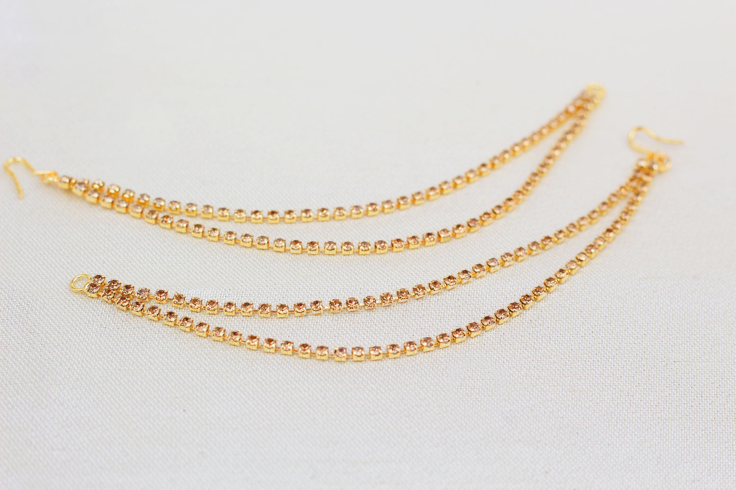 DOUBLE GOLD RHINE STONE CHAIN SHARE