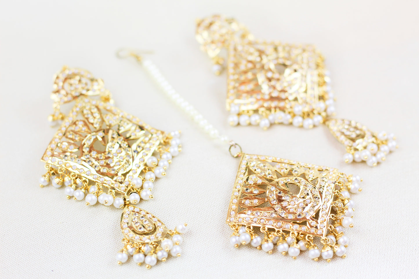 JADAU DIMOND SHAPE TIKKA SET