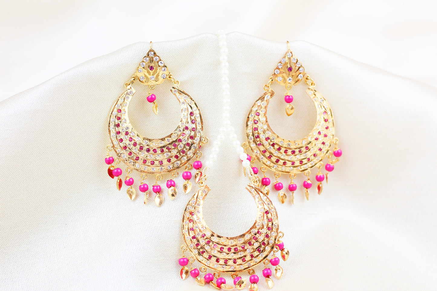 JADAU FUCHSIA PINK CHANDBALI TIKKA SET