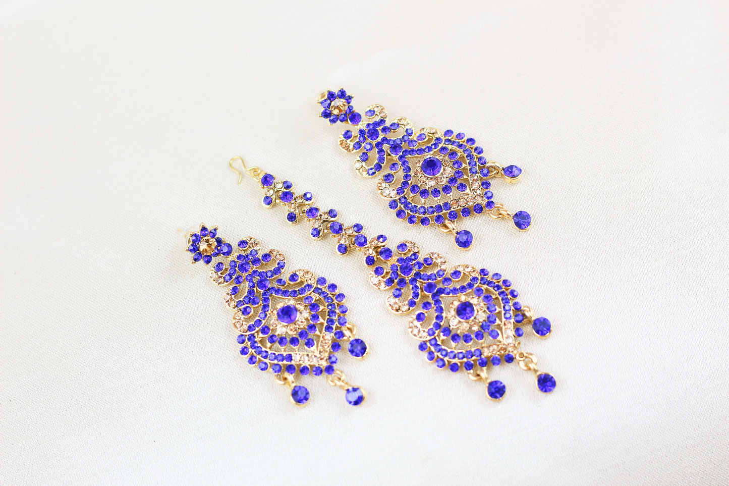 ROYAL BLUE AND GOLD RHINE STONE TIKKA SET
