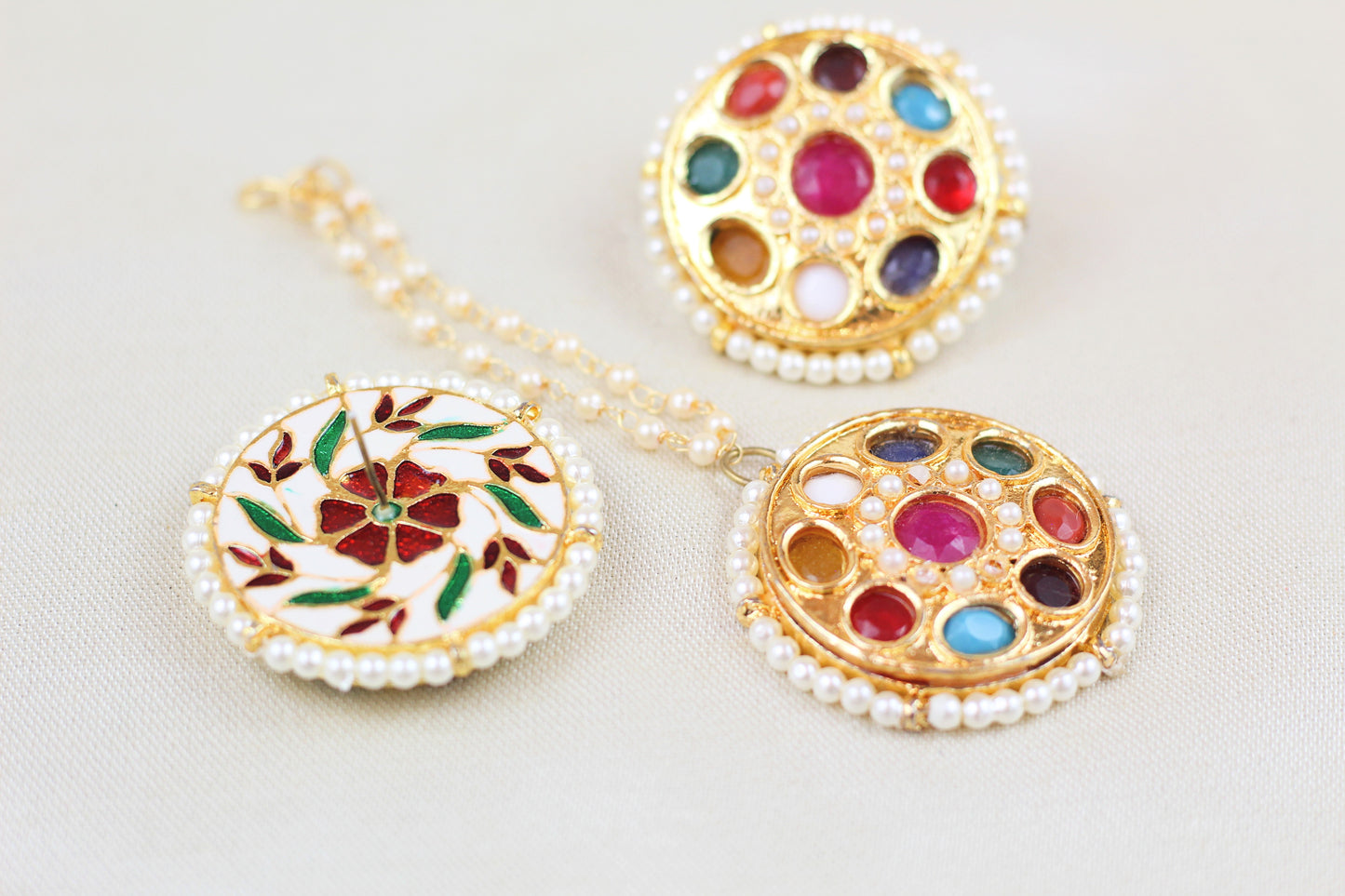 NAURATAN TIKKA SET WITH STUDS