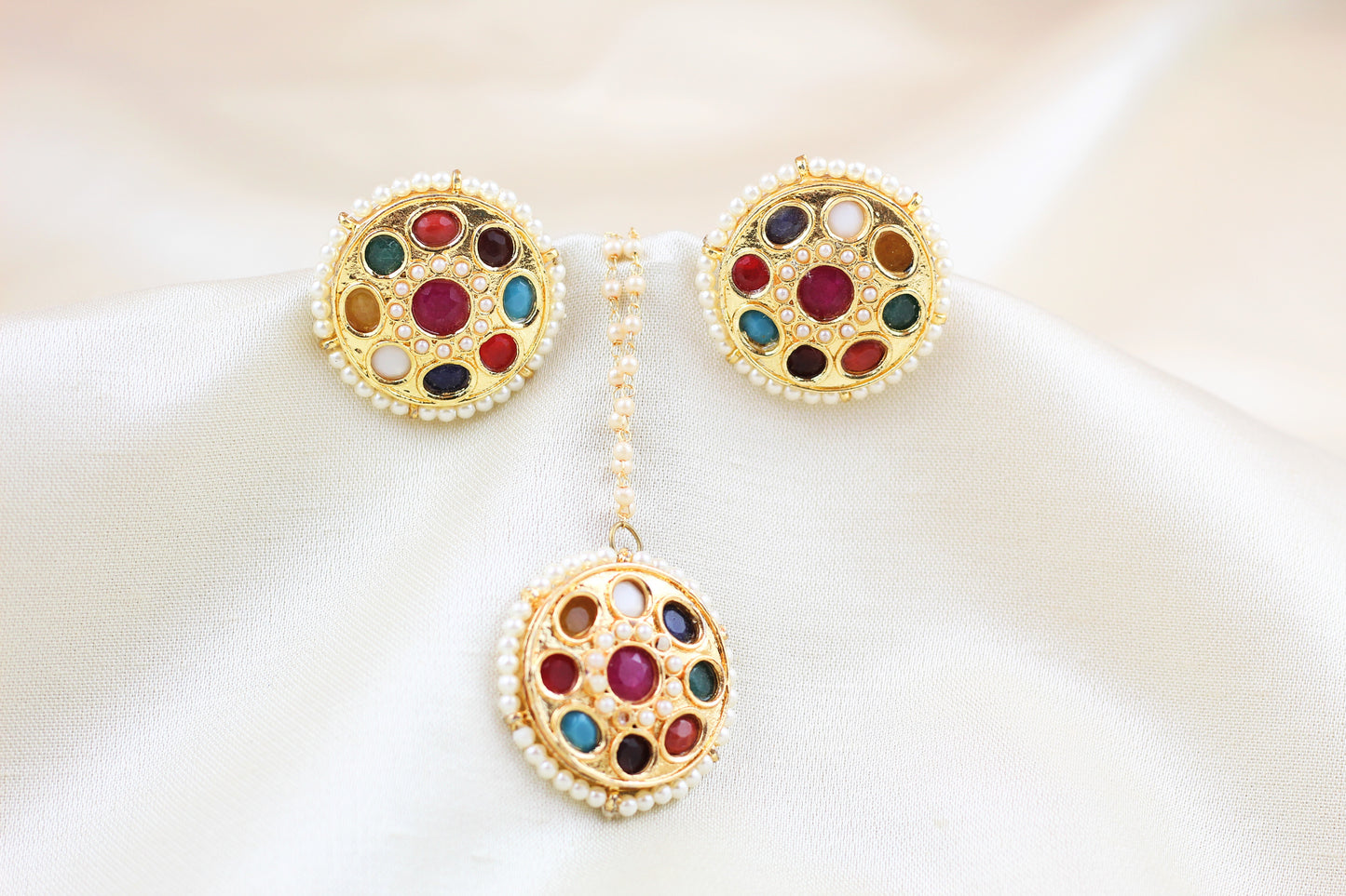 NAURATAN TIKKA SET WITH STUDS