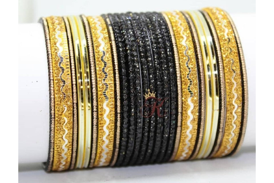 PRE MADE SET IN BLACK AND GOLD COLOUR