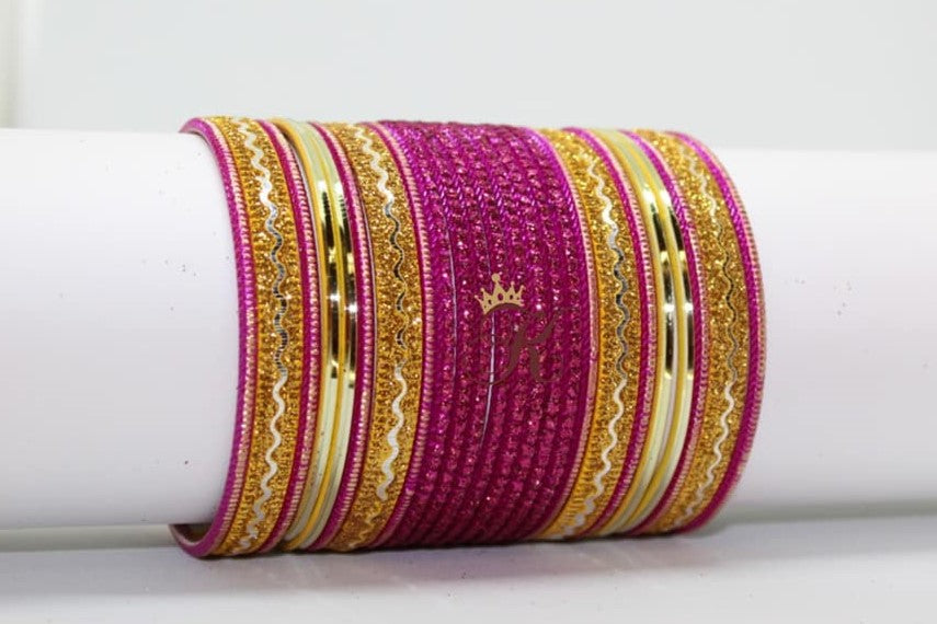 PRE MADE SET IN RANI AND GOLD COLOUR