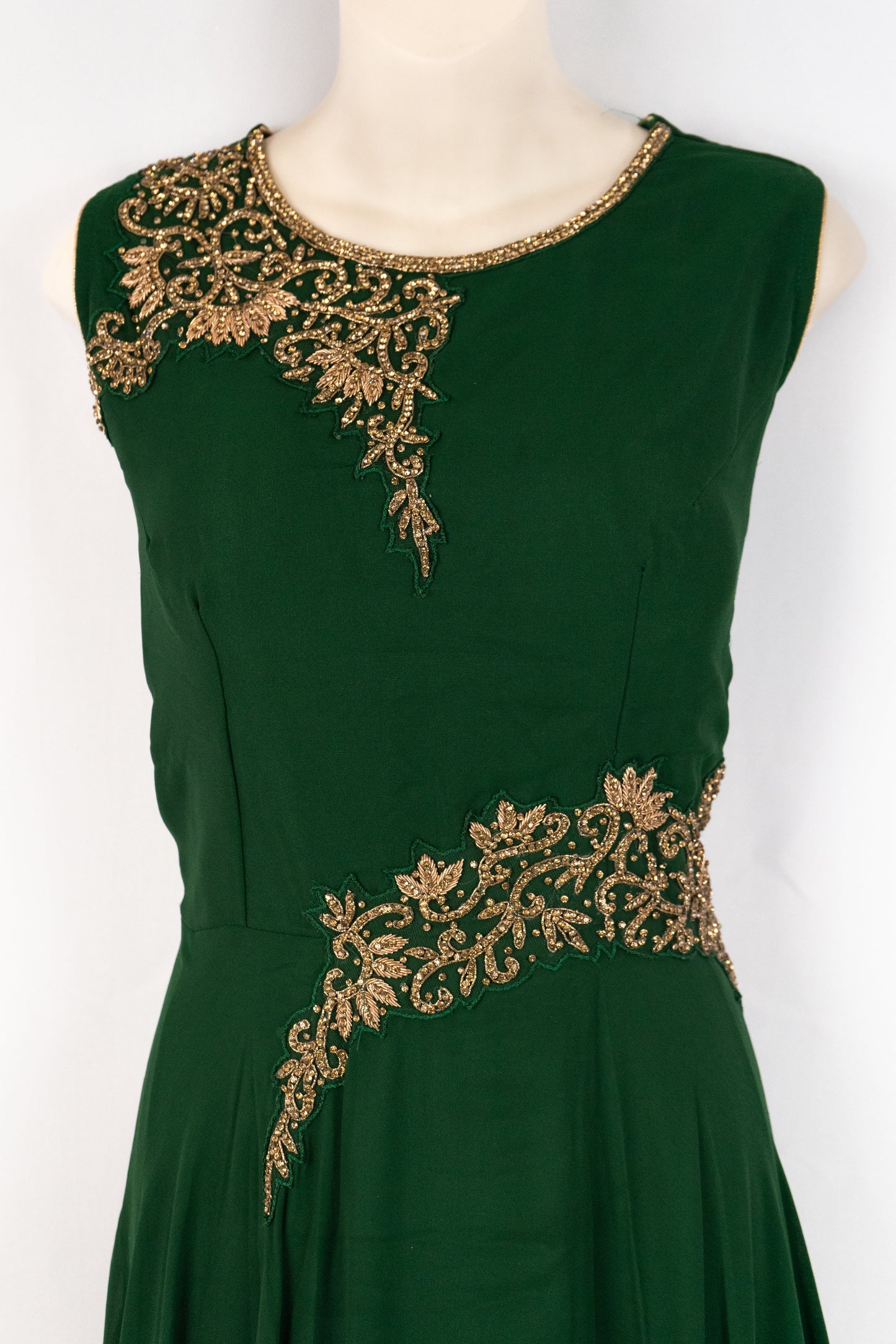 BOTTLE GREEN GEORGETTE GOWN