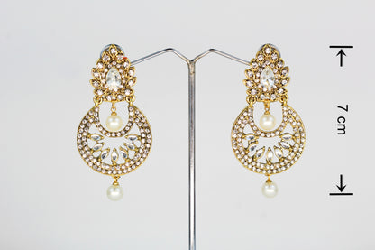 KUNDAN AND RHINE STONE EARRING