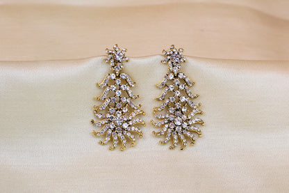GOLD FINISH RHINE STONE EARRING