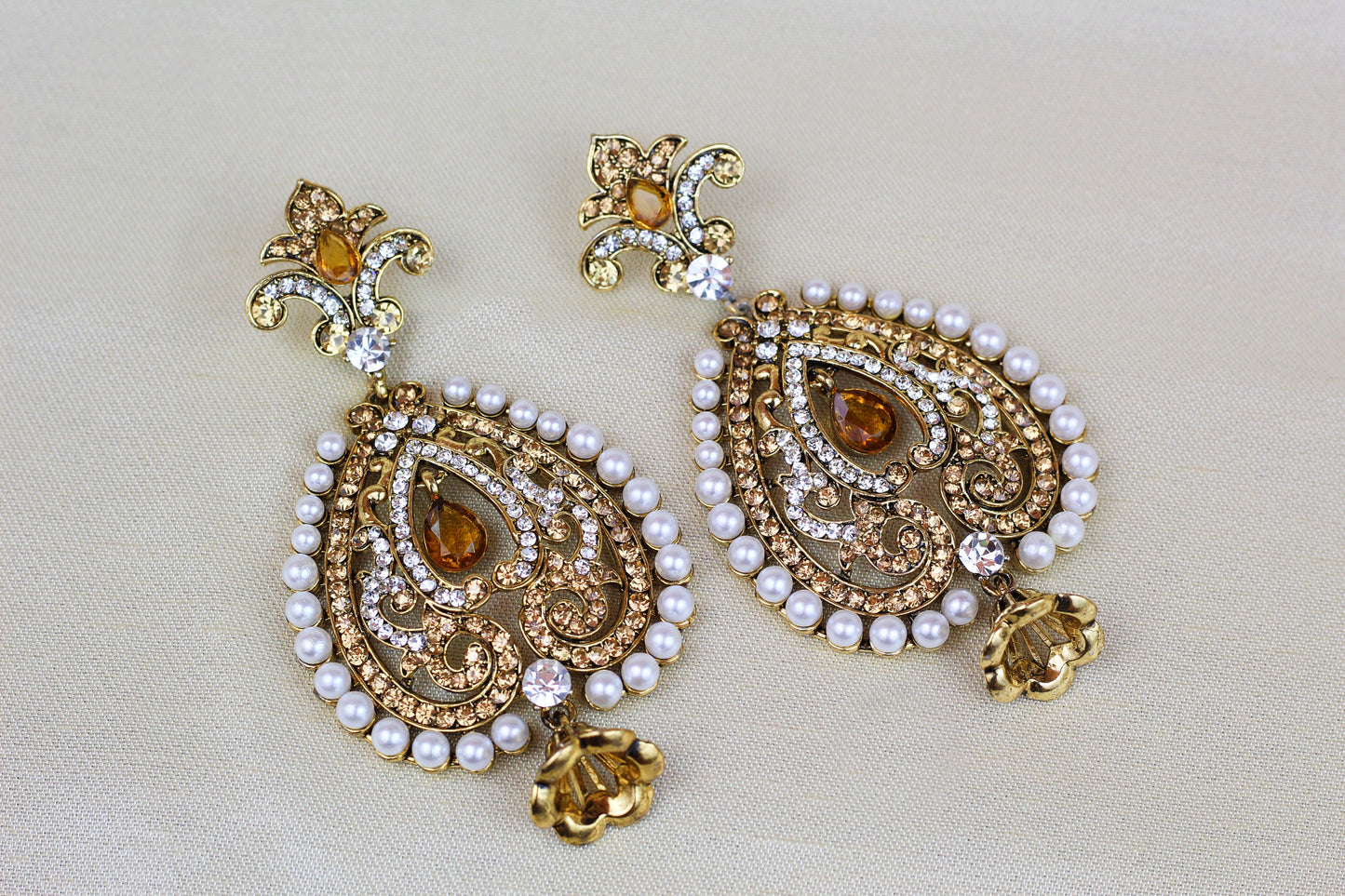 YELLOW/GOLD RHINE STONE EARRING WITH JHUMLKI