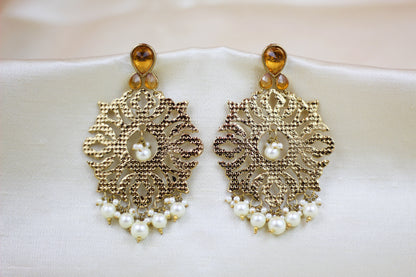 PATRA DESIGN WITH YELLOW/GOLD STONE  EARRING