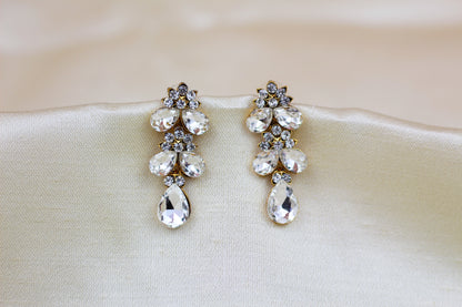 RHINE STONE EARRINGS