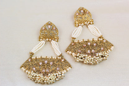 ANTIQUE GOLD POLKI EARRINGS WITH PEARLS STRINGS