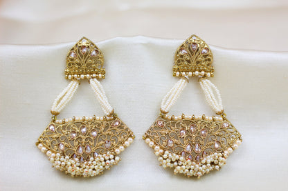 ANTIQUE GOLD POLKI EARRINGS WITH PEARLS STRINGS