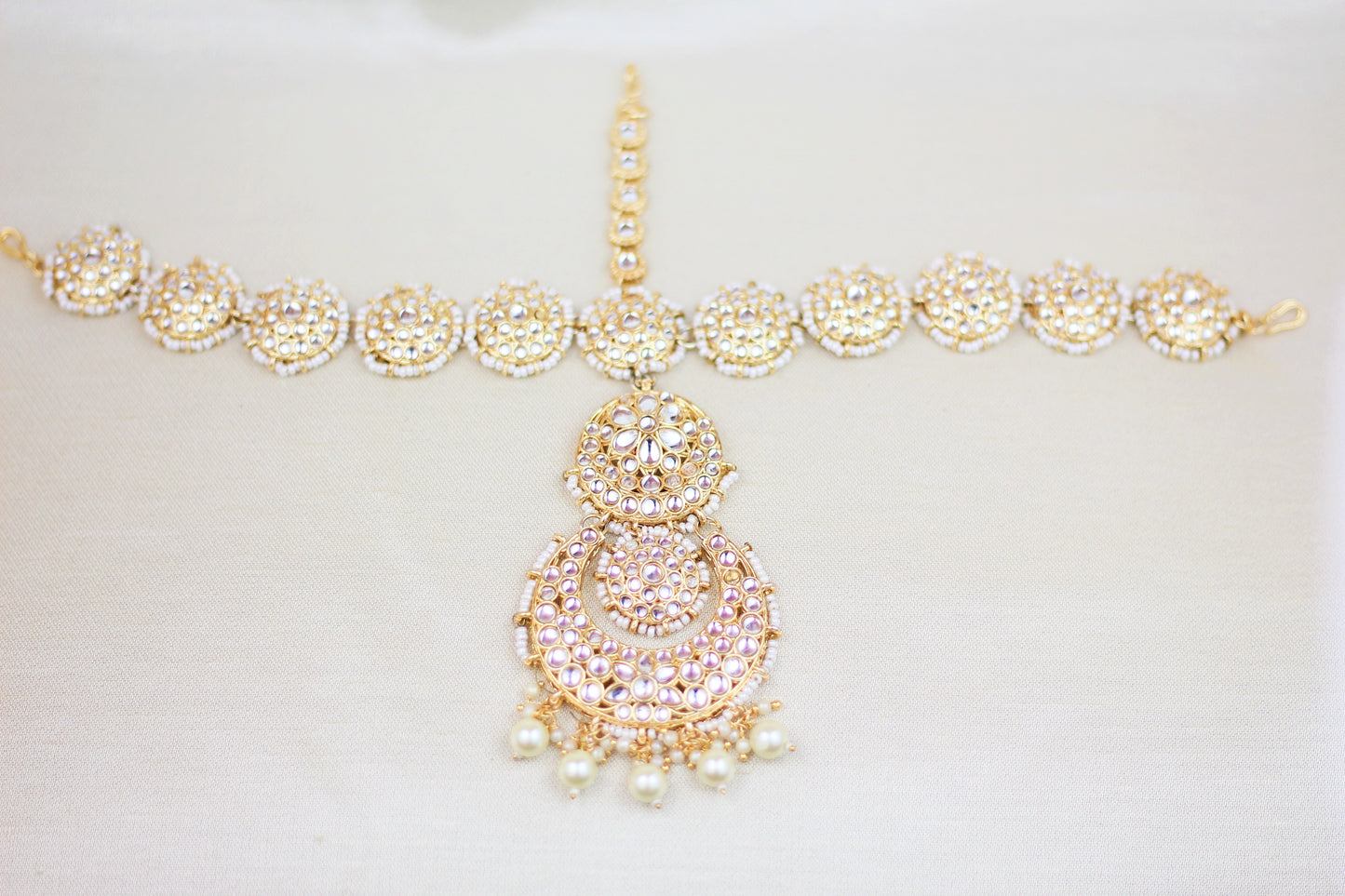 KUNDAN FLOWER DESIGN MATHA PATTI