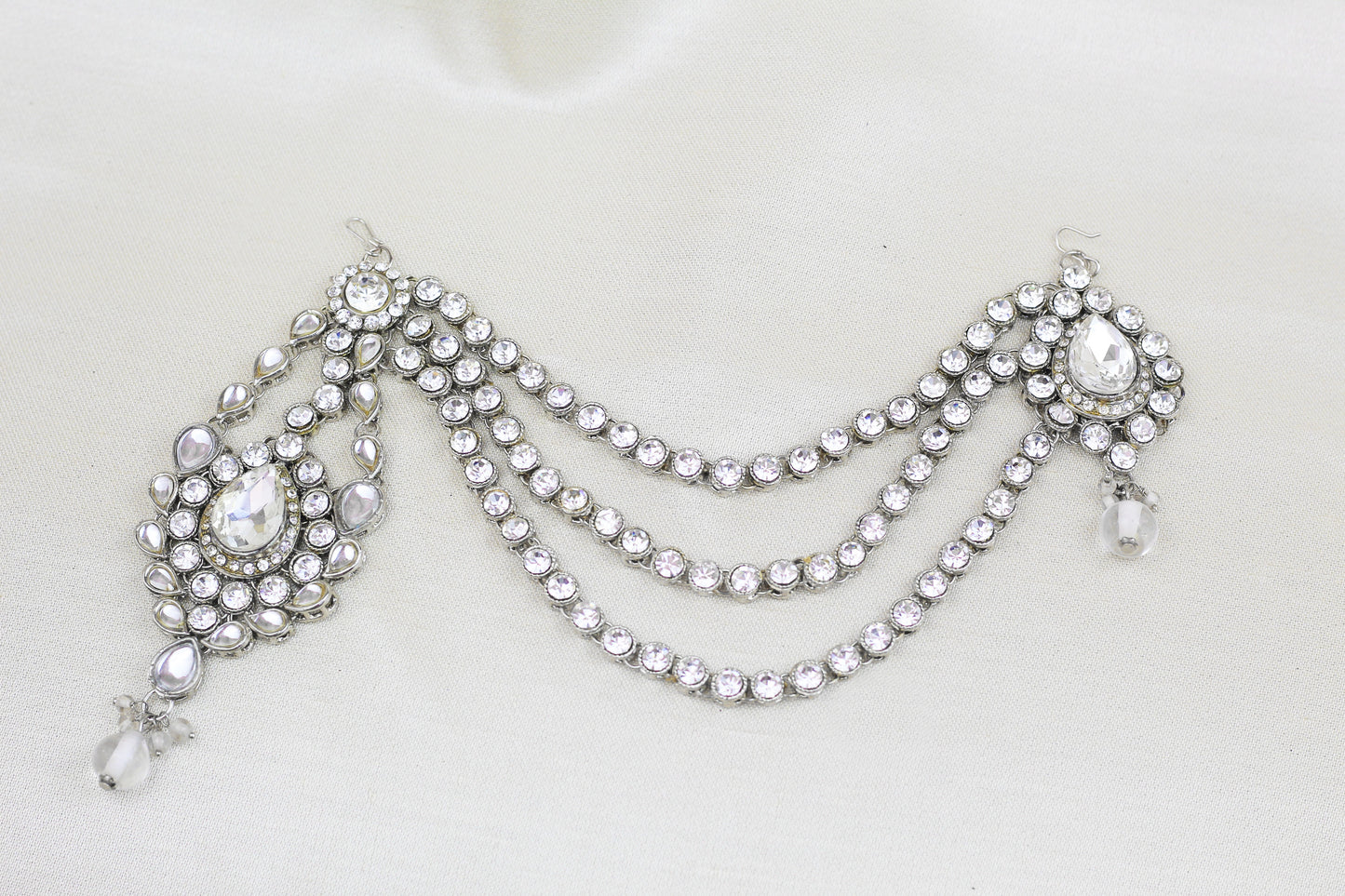 SILVER FINISH RHINE STONE HALF MATHA PATTI (ONE SIDE)