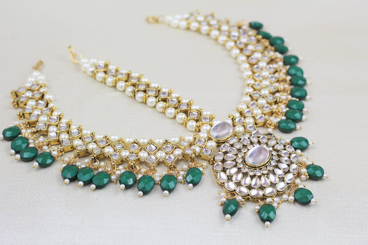 KUNDAN WITH EMERALD GRREN BEADS MATTHA PATTI