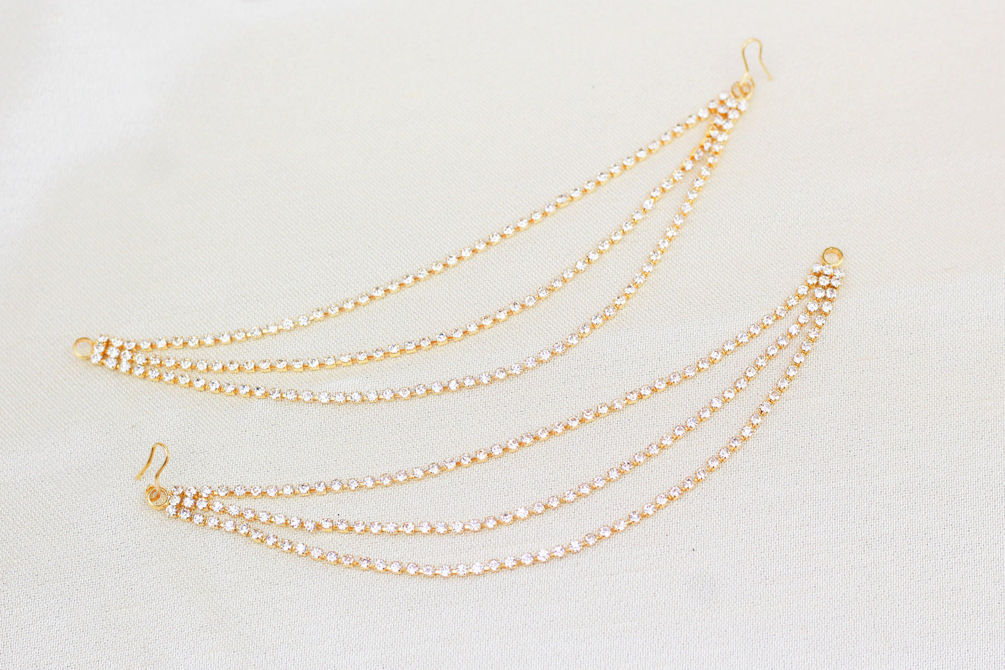 RHINE STONE TRIPLE CHAIN SAHARE