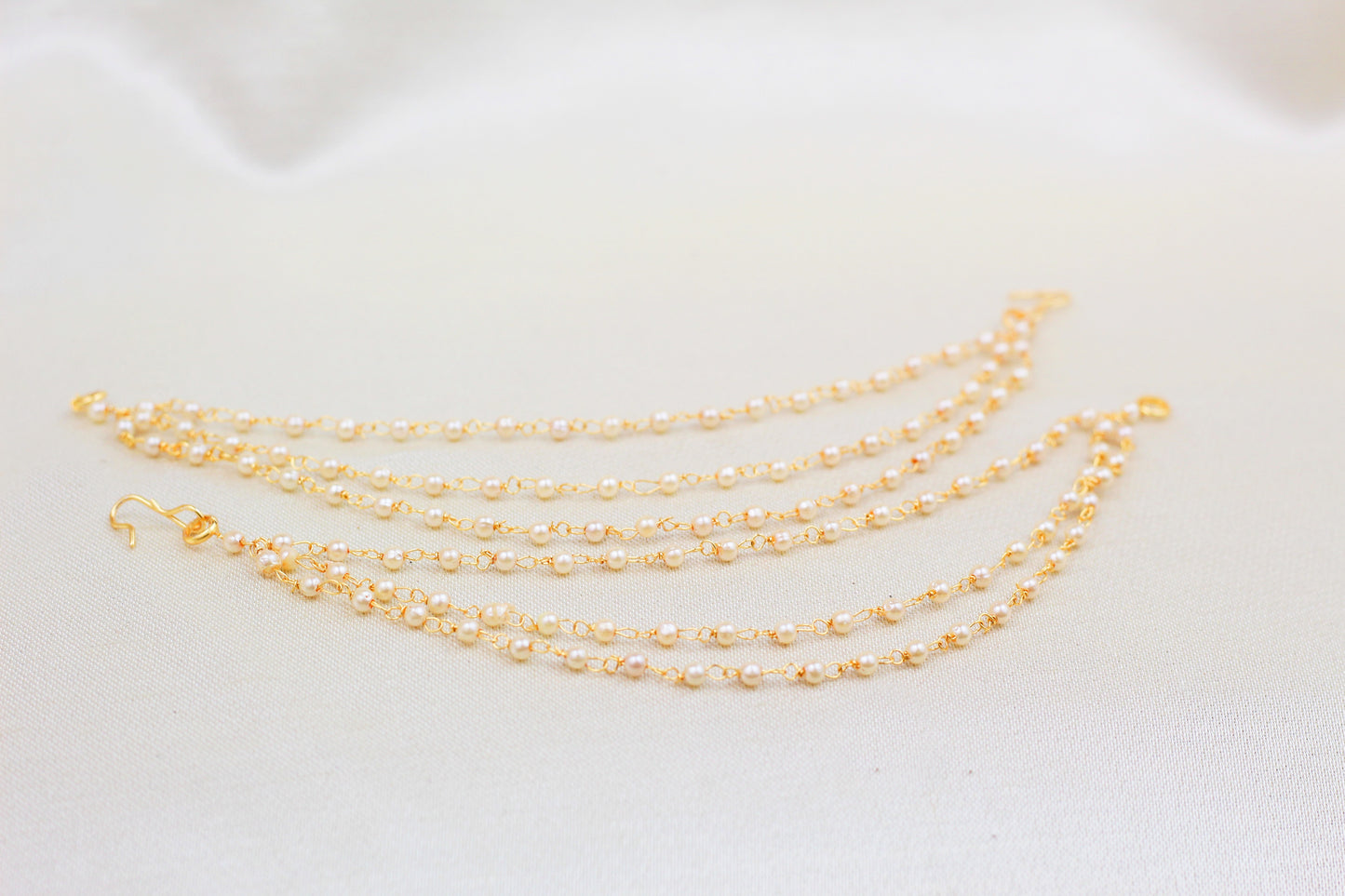 TRIPLE PEARL CHAIN SAHARE