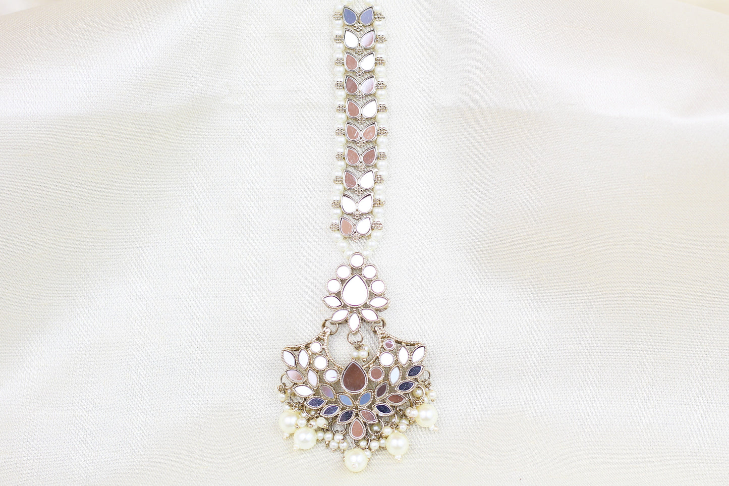 MIRROR WORK MAANG TIKKA