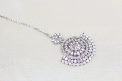 SILVER KUNDAN AND PEARL MAANG TIKKA