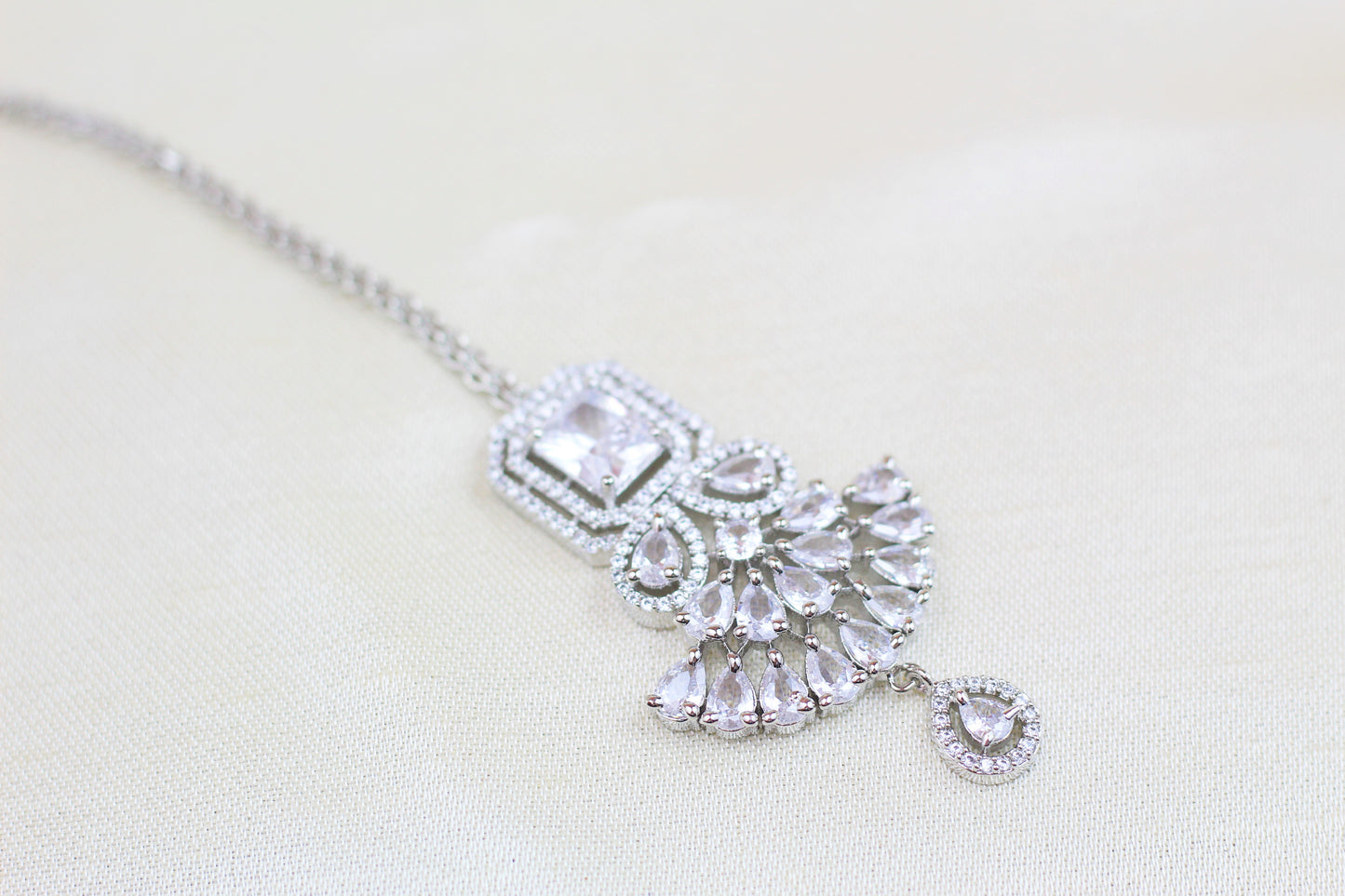 SILVER AD MAANG TIKKA