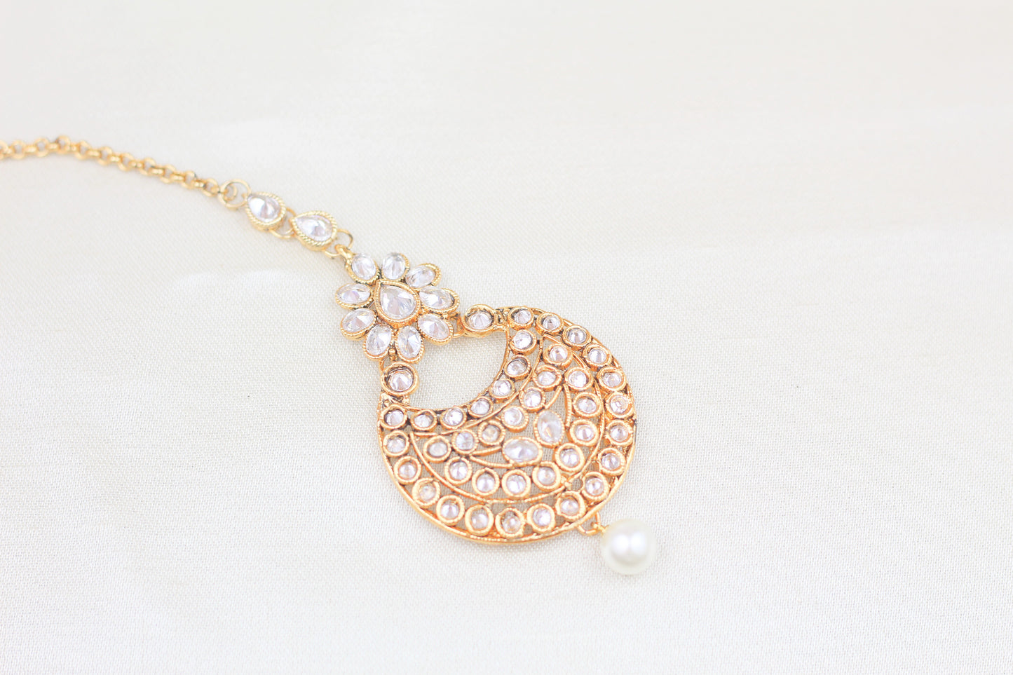 POLKI WITH PEARL DROP MAANG TIKKA