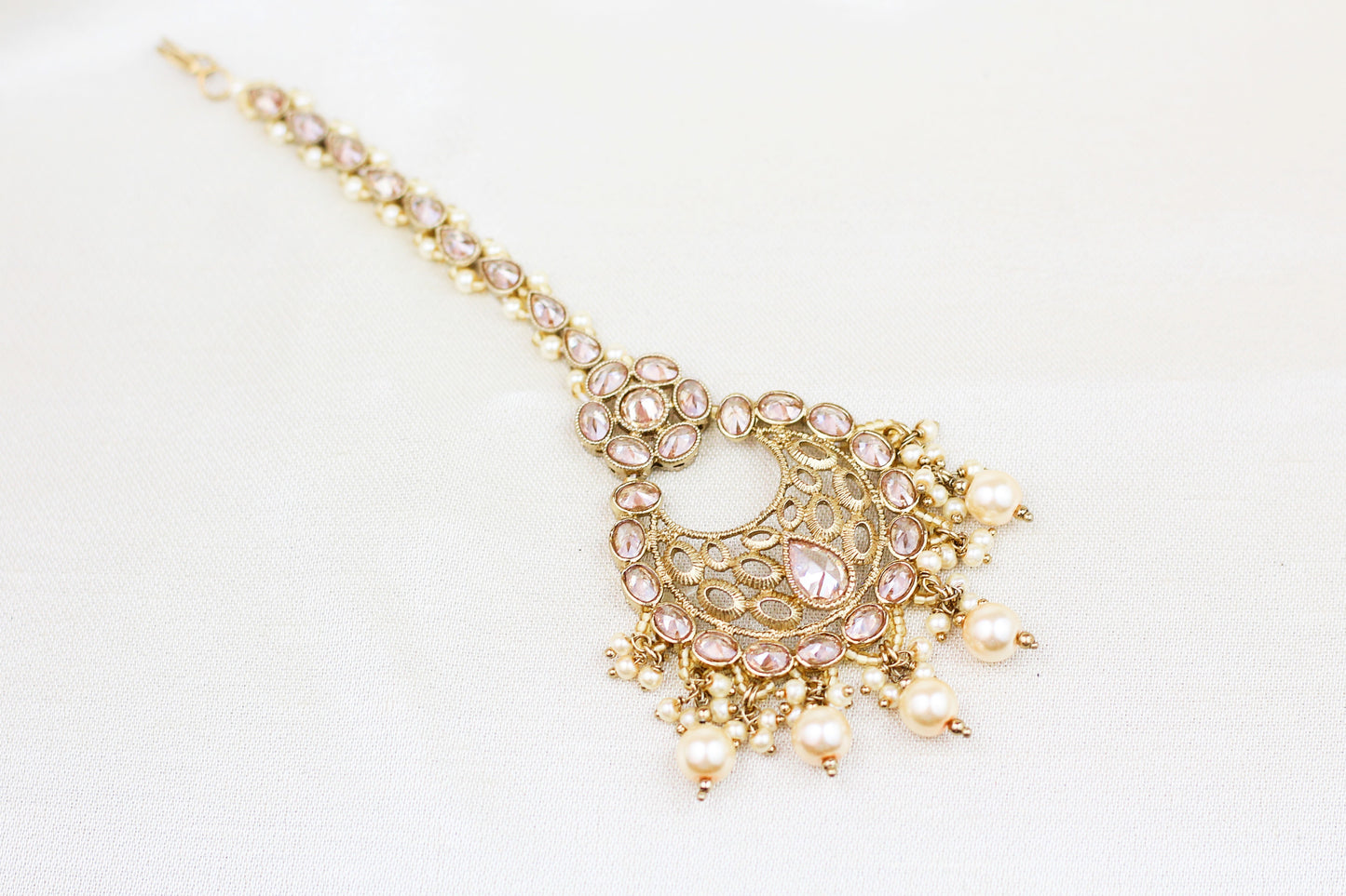 POLKI & PEARL MAANG TIKKA