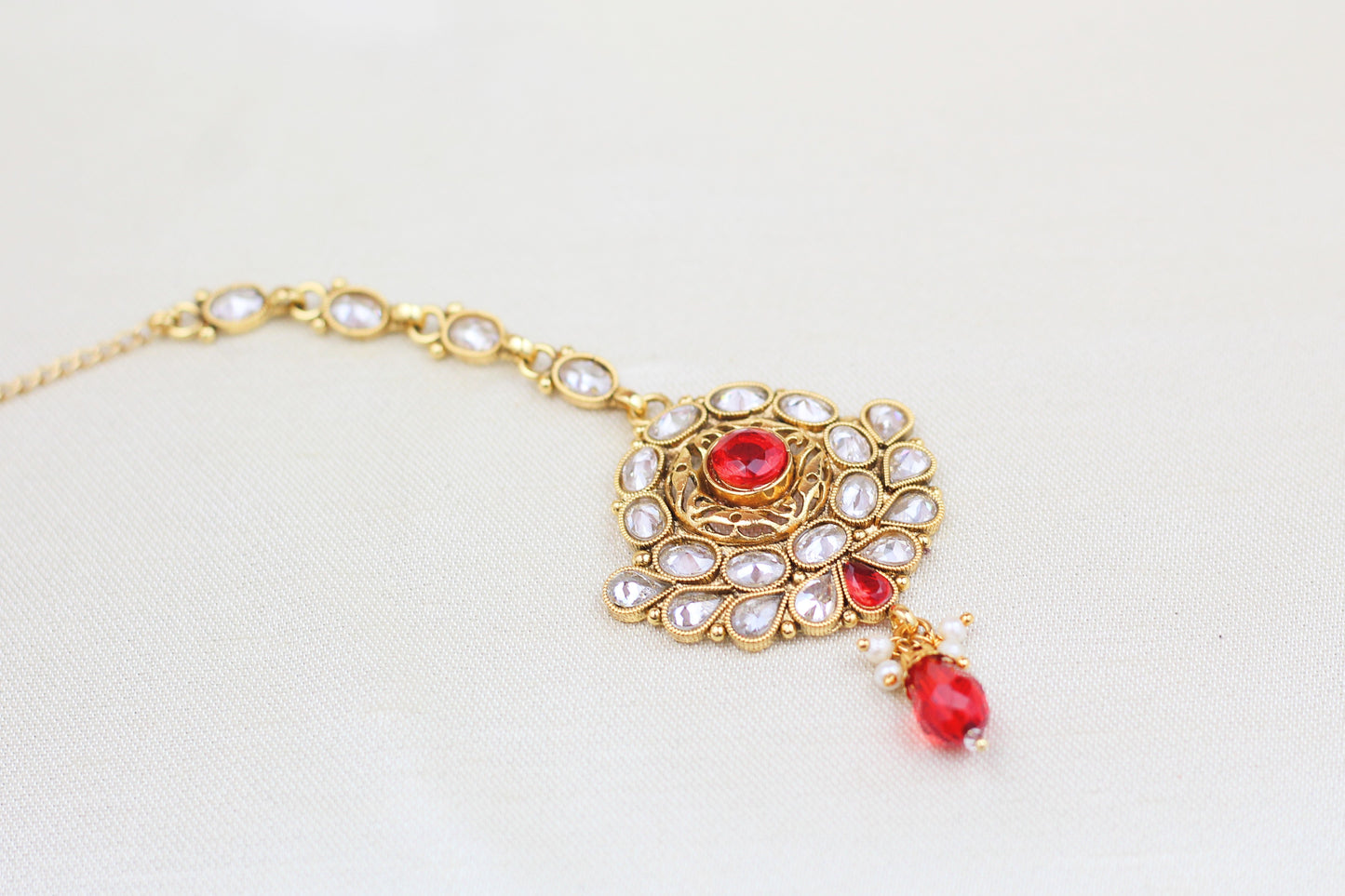 POLKI WITH RED BEADS MAANG TIKKA