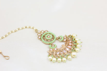 LIME GRREN POLKI & BEADS MAANG TIKKA