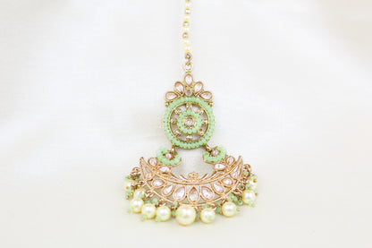 LIME GRREN POLKI & BEADS MAANG TIKKA