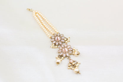 POLKI WITH CREAM BEADS MAANG TIKKA