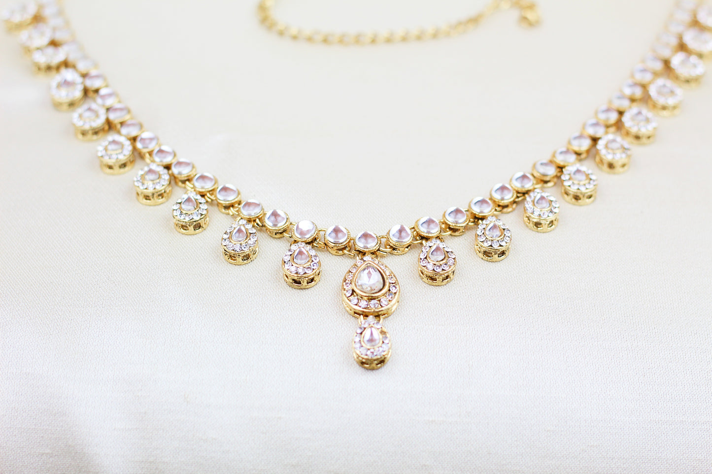 KUNDAN AND RHINE STONE WAIST BELT WITH DROPS