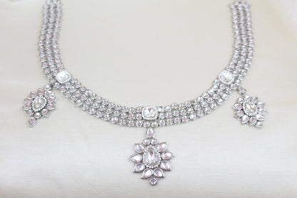 SILVER KUNDAN WAIST BELT WITH PENDANTS