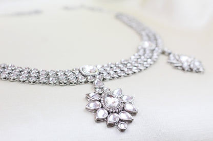 SILVER KUNDAN WAIST BELT WITH PENDANTS