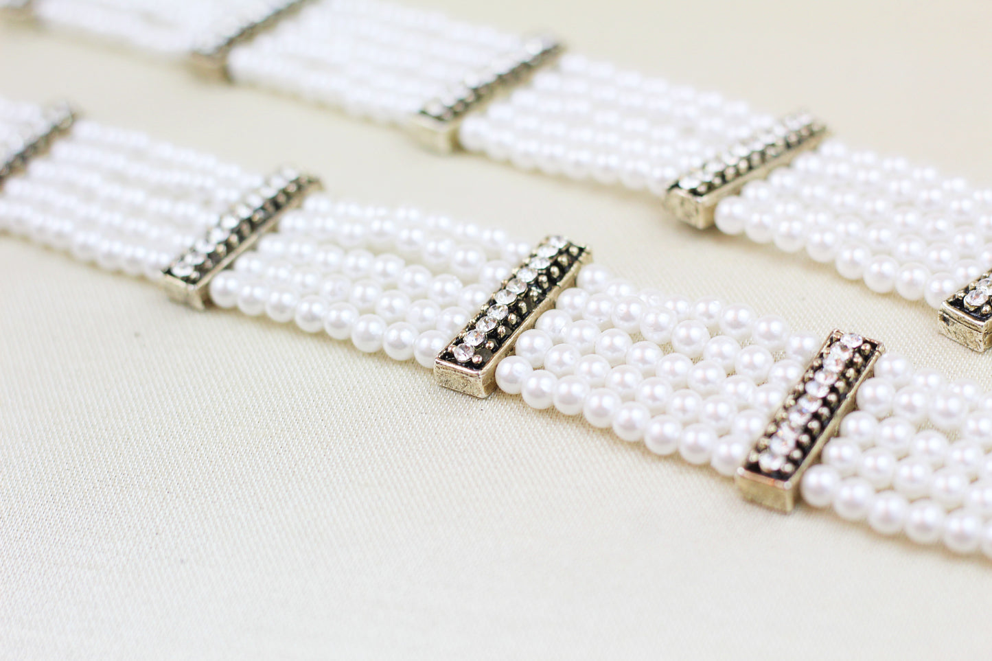 PEARL AND RHINE STONE WAIST BELT