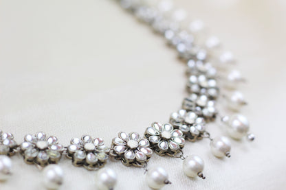 SILVER KUNDAN FLOWER WAIST BELT WITH PEARL DROP