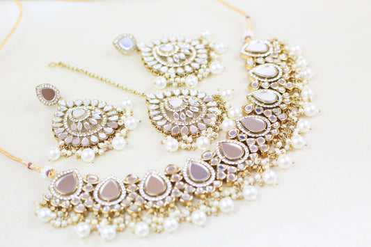 GOLD FINISH MIRROR WORK NECKLACE SET (4PC)