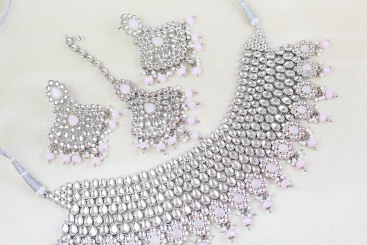 SILVER FINISH KUNDAN NECKLACE SET WITH BABY PINK BEADS (4PC)