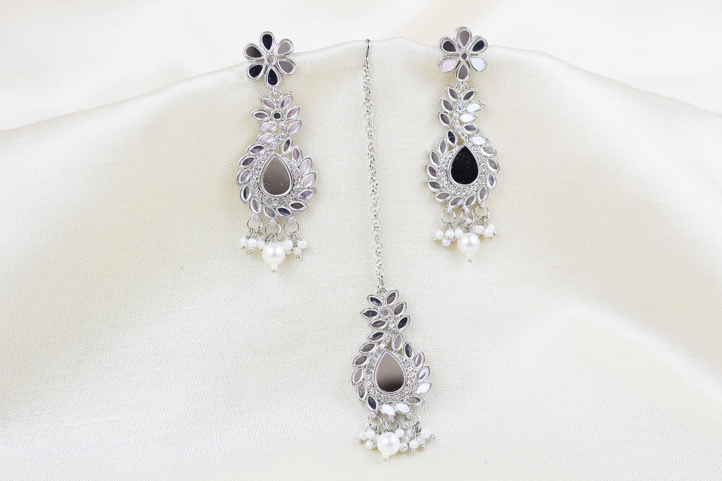 SILVER FINISH MIRROR NECKLACE SET (4PC)