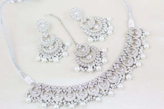 SILVER FINISH POLKI AND PEARL NECKLACE SET (4PC)