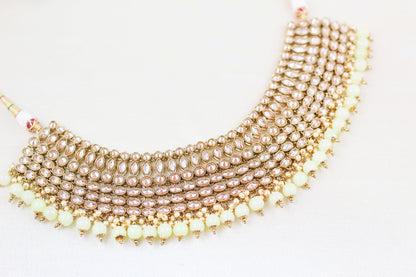 POLKI NECKLACE SET WITH LIGHT SAGE GREEN BEADS (4PC)