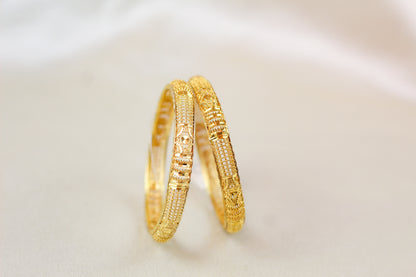 Premium Quality Gold Brass Kangan (set of 2)