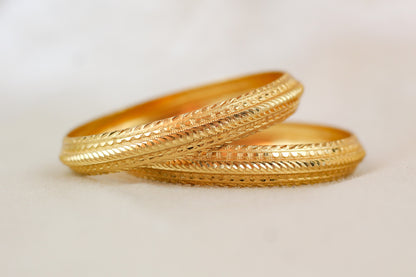 Gold Brass Kangan (set of 2)